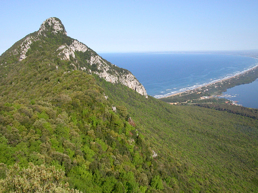 Monte Circeo da Torre Paola (Sabaudia) | Escursioni, Sentieri e Trekking nel Lazio Monte Circeo da Torre Paola (Sabaudia) | Escursioni, Sentieri e Trekking nel Lazio