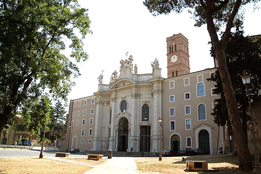 Basilica di Santa Croce in Gerusalemme | Le Basiliche di Roma