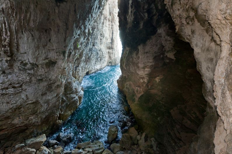 La Montagna Spaccata e la Grotta del Turco | cosa vedere e come visitarla La Montagna Spaccata e la Grotta del Turco | cosa vedere e come visitarla
