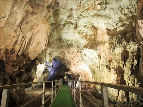 Grotte dell'Arco a Bellegra (RM) | Cosa vedere e come visitarle