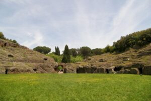 Cosa vedere nei dintorni di Villa Savorelli (Anfiteatro Romano a Sutri) | Lazio Nascosto