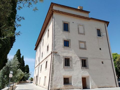 Castello Orsini Naro a Mompeo | Cosa vedere, orari e biglietti