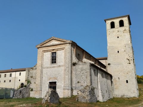 Abbazia di San Salvatore Maggiore | Visite Guidate e Come Arrivare