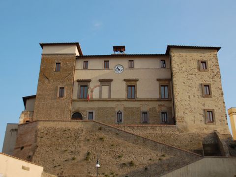 Rocca Colonna o Palazzo Baronale a Castelnuovo di Porto | Orari Visite e Biglietti